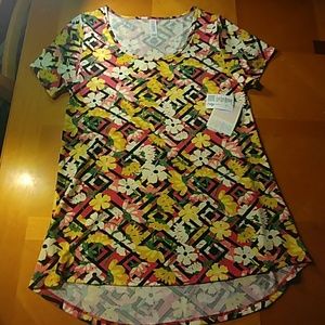❇FINAL PRICE❇ LulaRoe XS Classic T
